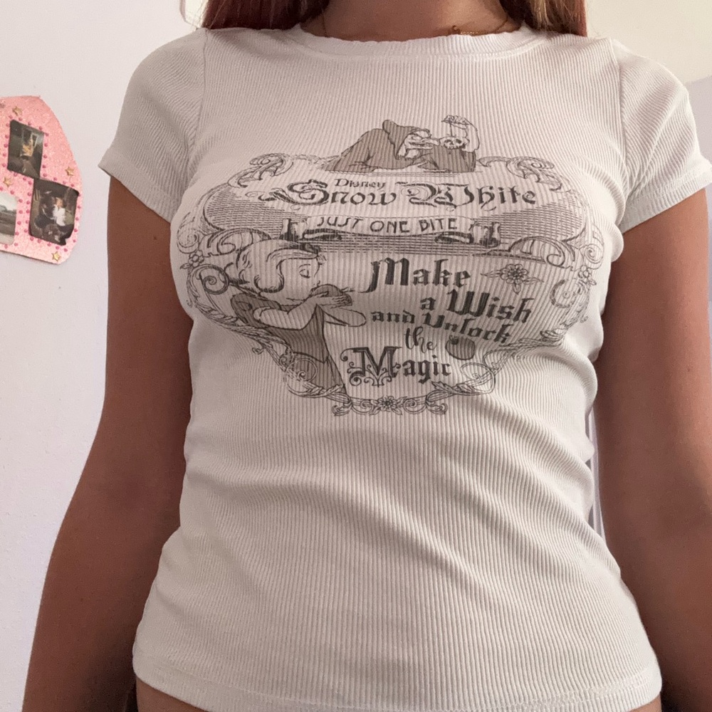 Disney Cream Fitted Short Sleeve Tee with Graphic Design